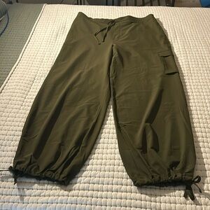 Old Navy High Waisted stretchtech Wide leg Cargo Pants